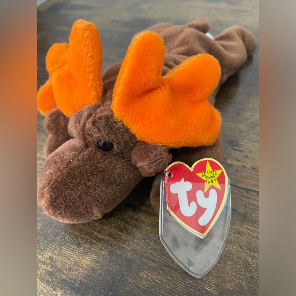 Ty Beanie Baby * Chocolate the Moose * Date of birth: April 27, 1993 *‎